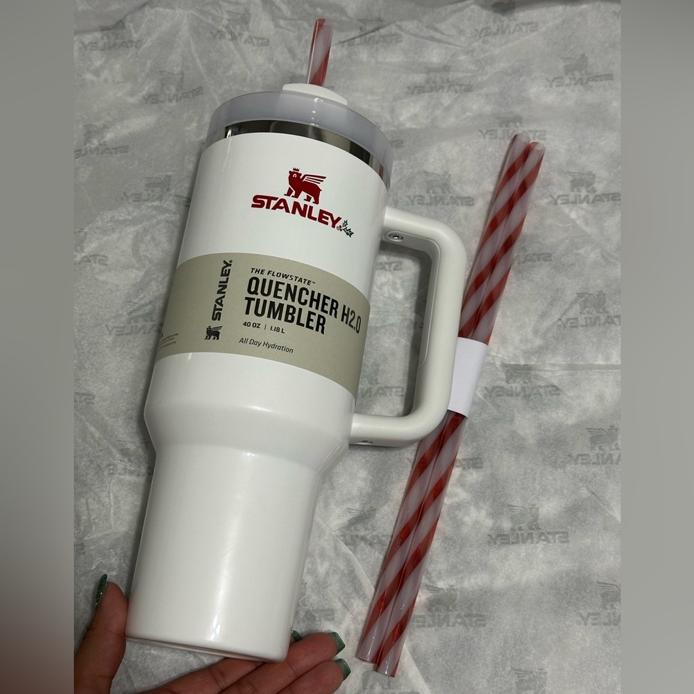 STANLEY MISTLETOE TWIST | LIMITED EDITION